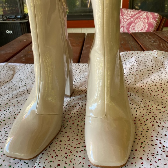 Steve Madden Patent Boots - Picture 2 of 4